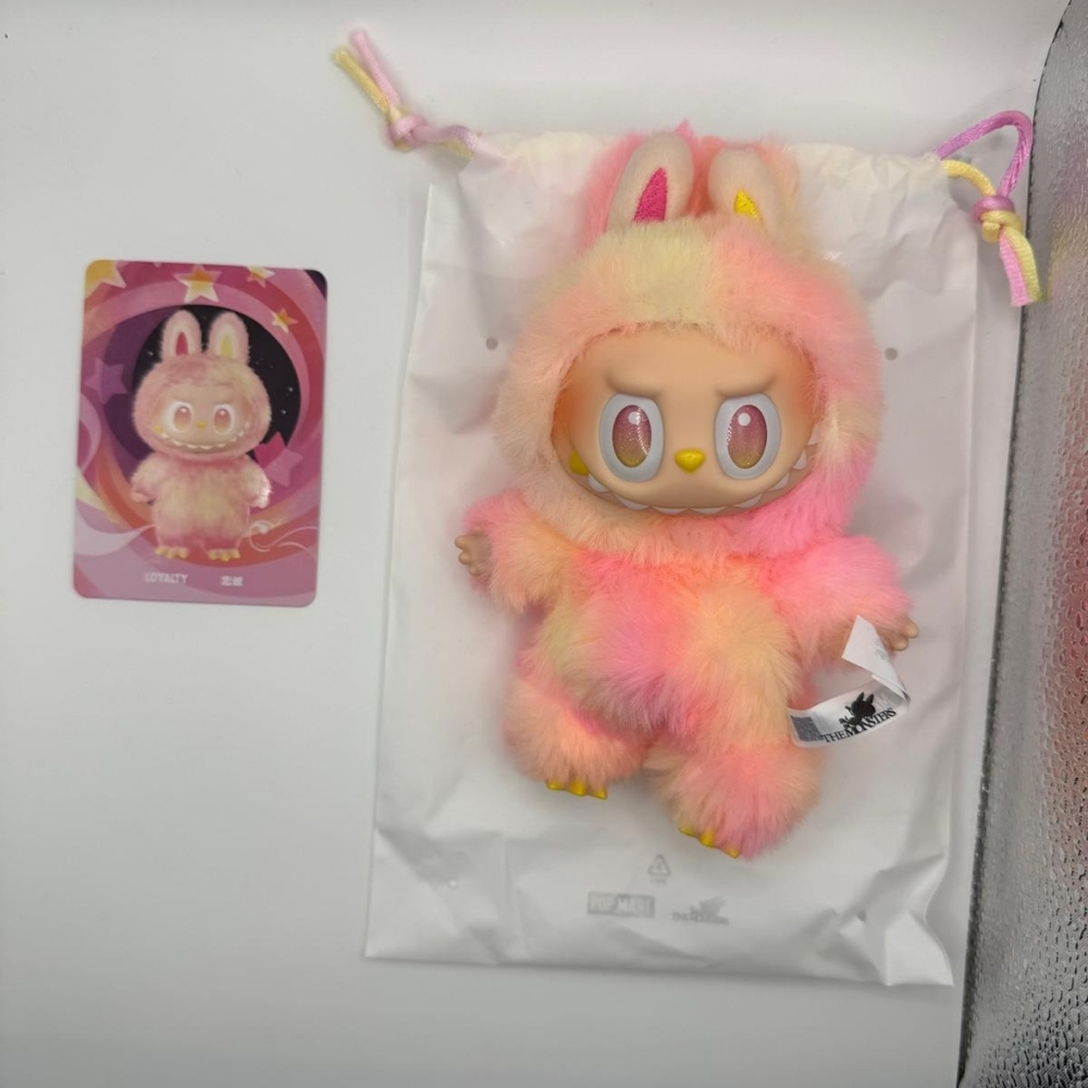 Authentic Popmart The Monsters Big Into Engery Loyalty Labubu